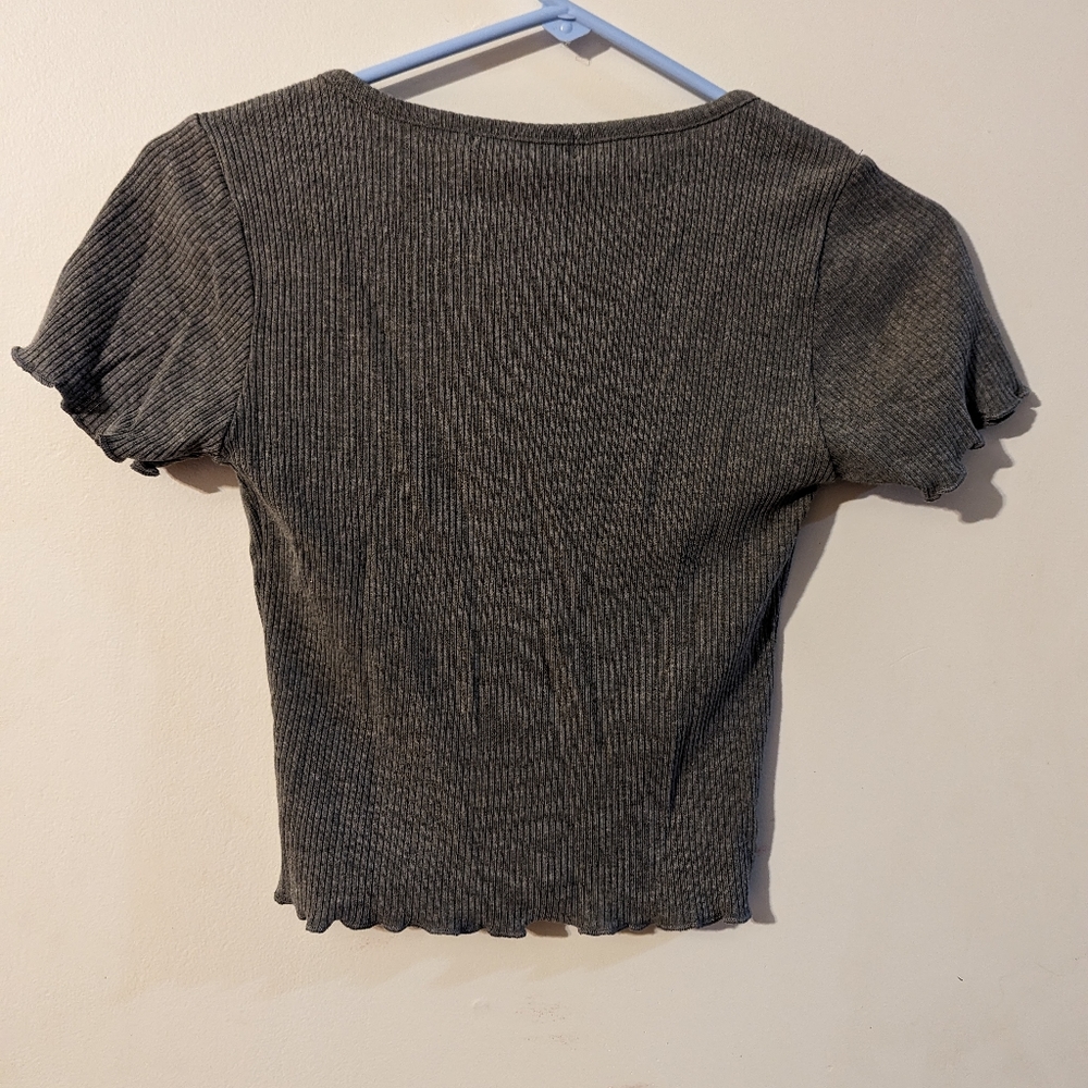 Crop top - Picture 2 of 2